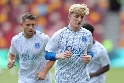 Anthony Gordon: Frank Lampard confident of keeping Chelsea transfer target