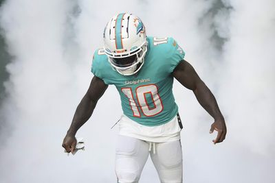 Dolphins WR Tyreek Hill ranked No. 15 on NFL Top 100