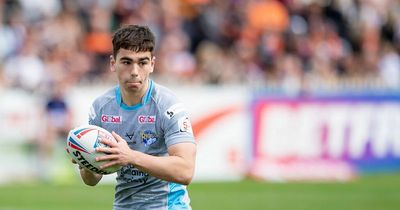 Leeds Rhinos look to finish the job in order to begin play-off journey