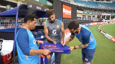 Asia Cup 2022: Virat Kohli gifts signed jersey to Haris Rauf