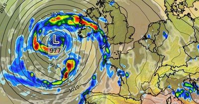 Ireland weather: Double cyclone with spiral of rain mapped as Met Eireann forecast washout weekend