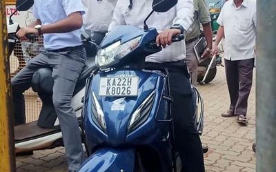 Deputy Commissioner goes on city rounds on a scooter
