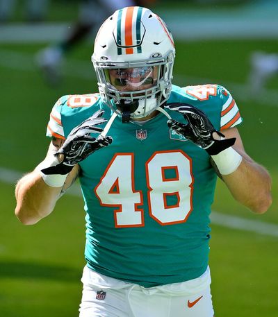 Report: Dolphins to release OL Blaise Andries, place LB Calvin Munson on IR