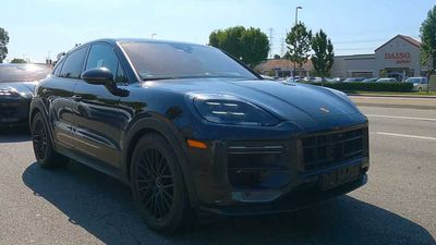 Porsche Cayenne Turbo GT Facelift Spied Up-Close On The Highway