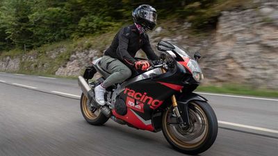 French Blogger Dresses Aprilia RSV4 Up As RS250 Two-Stroke