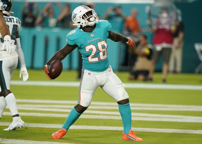 Dolphins cut RB Sony Michel