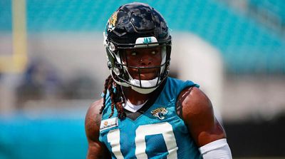 Jaguars, Panthers Agree to Wide Receiver Trade