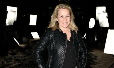 TV presenter Sarah Beeny begins treatment for breast cancer