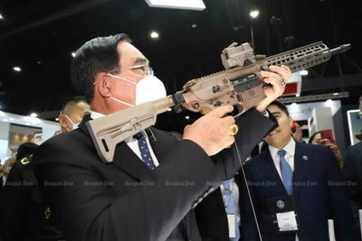 Prayut kicks off defence exhibition