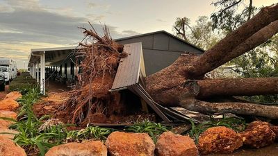 Freak storm hits Barkly Homestead Roadhouse, with more rain on the way for outback NT