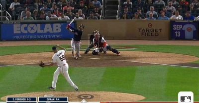 Twins reliever Jhoan Duran threw the filthiest 100 MPH ‘splinker’ with movement and everyone was in awe