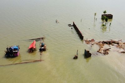 Pakistan floods 'worst in country's history', aid efforts gather pace