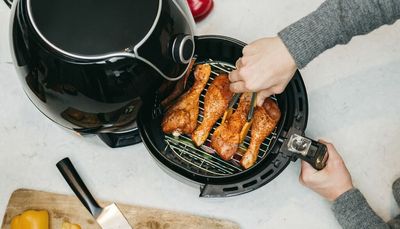 How to clean your air fryer? Follow these easy steps