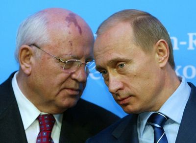 Mikhail Gorbachev had a ‘huge impact on world history’, says Vladimir Putin