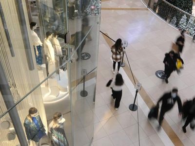 Put teens to work to fill gaps: retailers