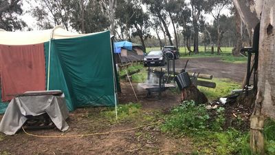 Ratepayers slam Bendigo council’s plan to evict Huntly campers as housing service stays silent