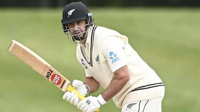 New Zealand's Colin de Grandhomme retires from international cricket