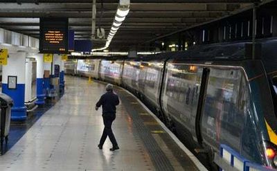 Rail strike: Staff at train companies announce several walkouts in September