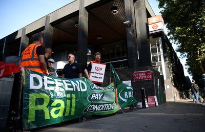 Britain's rail network hit by fresh round of strikes