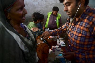 'Burning with pain': Pakistan floods threaten major health crisis
