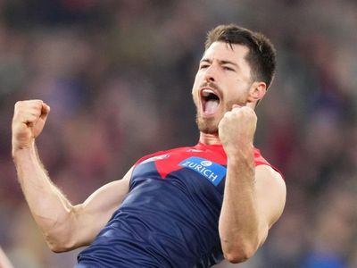 Neal-Bullen happy to play Dees offsider