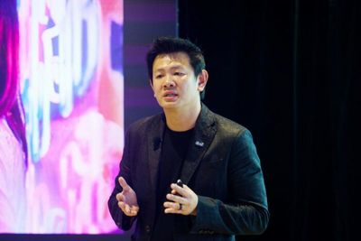 Grab, Singtel join Singapore’s digital bank battle next week