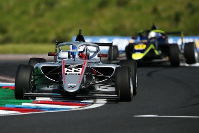 Dunne breaks F4 victory record as BTCC support series visit Thruxton