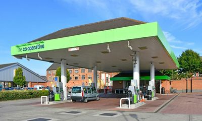 Co-op to sell petrol forecourt business to rival Asda for £600m