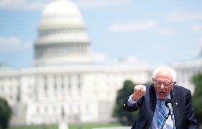 US senator Bernie Sanders backs UK strikers