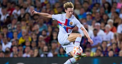 What Frenkie de Jong said on Chelsea future as midfielder set for late window transfer move