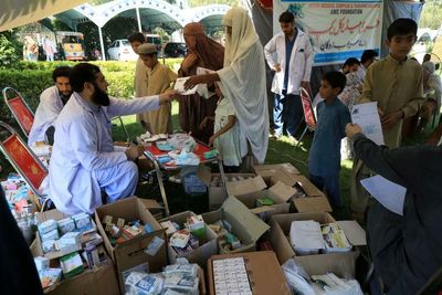 Health officials warn of major outbreaks of disease after severe floods in Pakistan