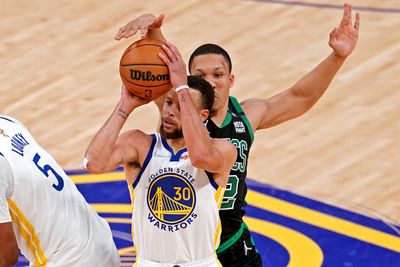 Celtics’ Grant Williams congratulates Steph Curry on degree with Davidson; hints at Finals rematch