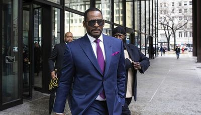R. Kelly defense team faces uphill battle to beat child porn case
