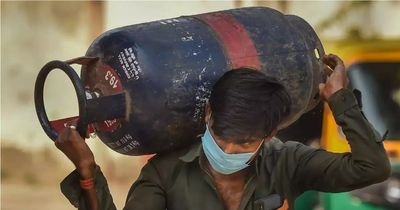 LPG Cylinder: Prices of commercial cylinder slashed by Rs 91.5