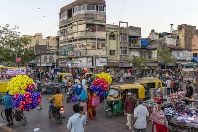 India’s economy grows by 13.5 percent but misses target