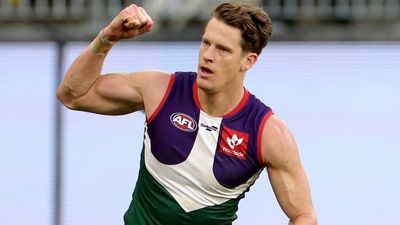 Fremantle Dockers spearhead Matt Taberner not selected for elimination final, but Jye Amiss comes in