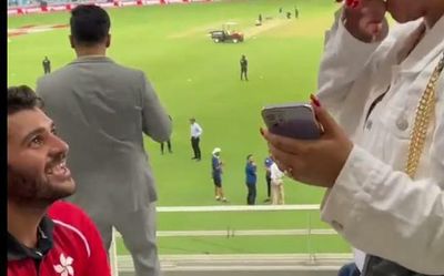 Hong Kong cricketer Kinchit Shah proposes to girlfriend after Asia Cup clash against India