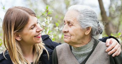 Dementia and Alzheimer's - how to distinguish between the two conditions