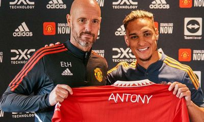 Antony seals €100m Manchester United move as Dubrakva joins on loan