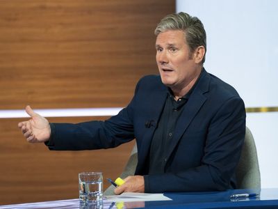 Keir Starmer insists he is ‘proud’ trade unionist but won’t join workers on picket line
