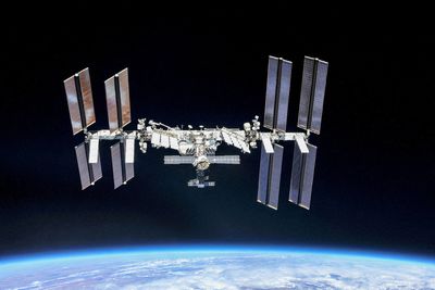 Russia calls ageing space station "dangerous" as it plans successor