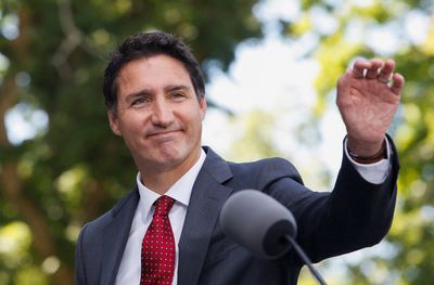 Canada's Conservatives set to embrace populist to take on Trudeau
