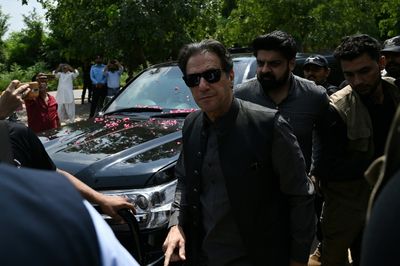 Pakistan anti-terror court extends bail for ex-PM Khan