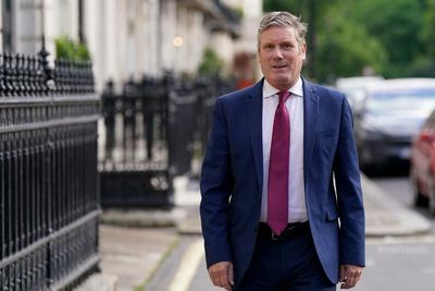 'I am a proud trade unionist' Keir Starmer insists after banning MPs from picket lines