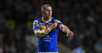 Leeds Rhinos boosted by five returnees for all or nothing Castleford Tigers clash