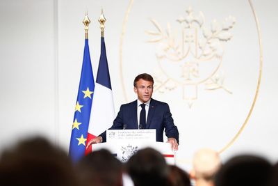 Macron vows to prevent Russia from winning war in Ukraine