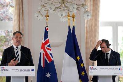 Australia, France deepen defense ties after breakdown