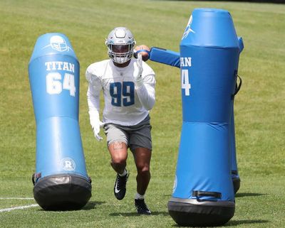 Julian Okwara returns to Lions practice, 5 others sit out