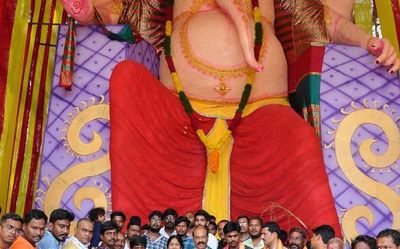 55-foot-tall Ganesh attracts devotees in Kurnool