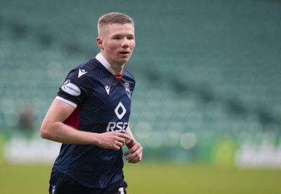 Rangers midfielder completes deadline day move to Livingston